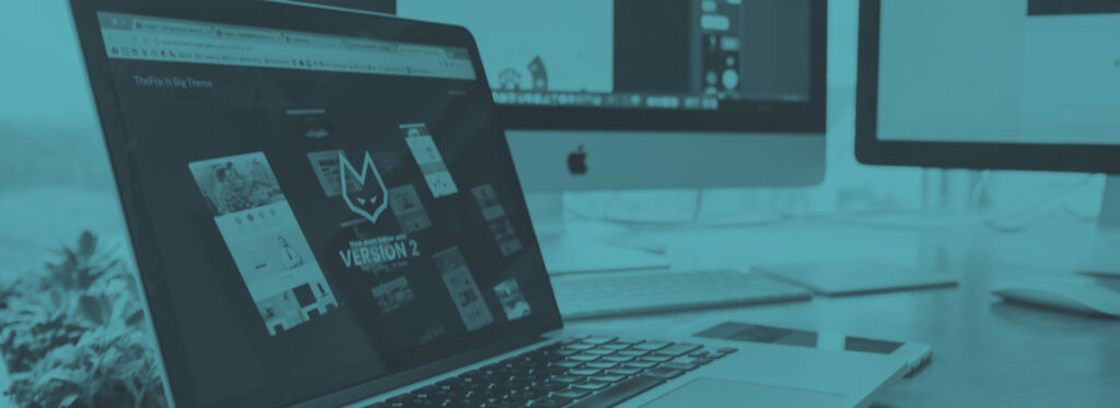 Megnzitott weboldal a laptopon